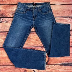 QUIKSILVER BOYS YOUTH BLUE DENIM JEANS SIZE 28 X 30 CASUAL DENIM STRAIGHT